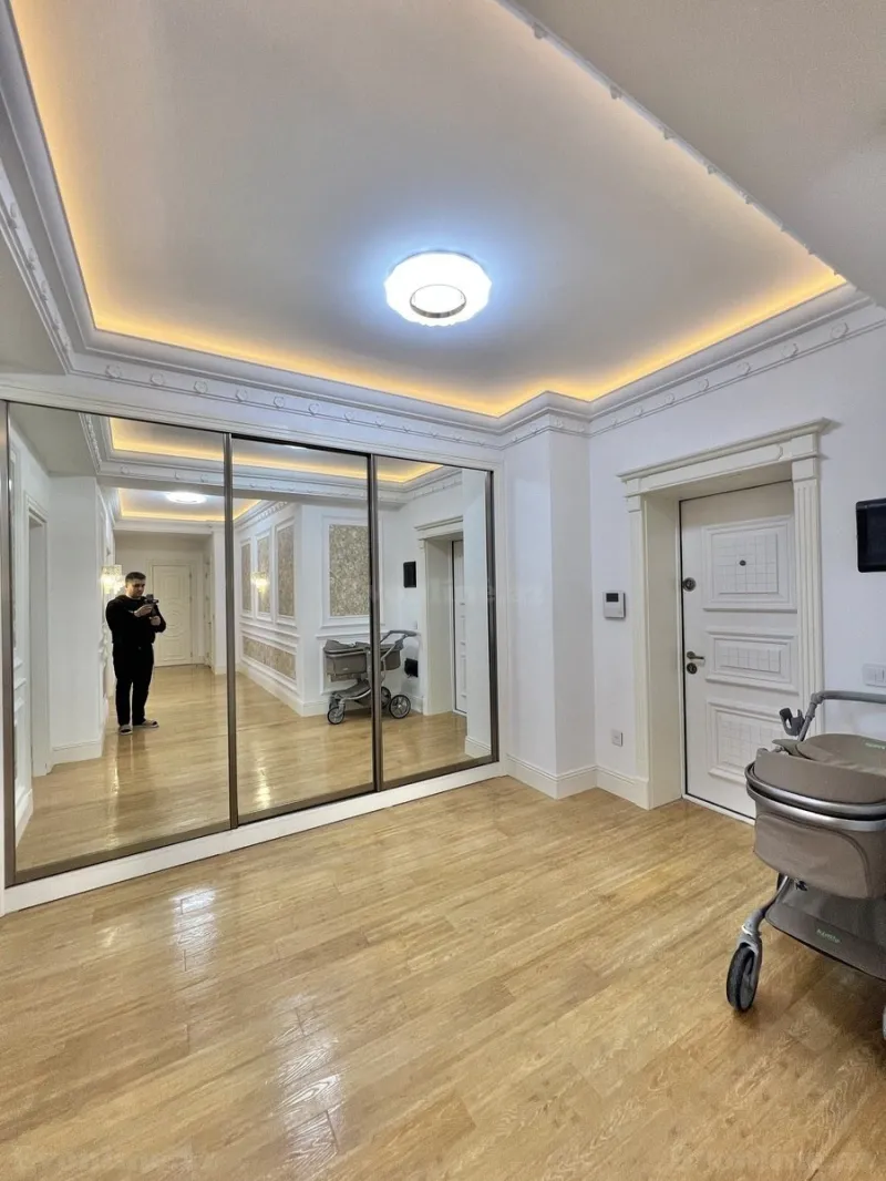 Satılır 2 otaqlı Mənzil Yeni tikili 111 m² Nərimanov r. - şəkil 10