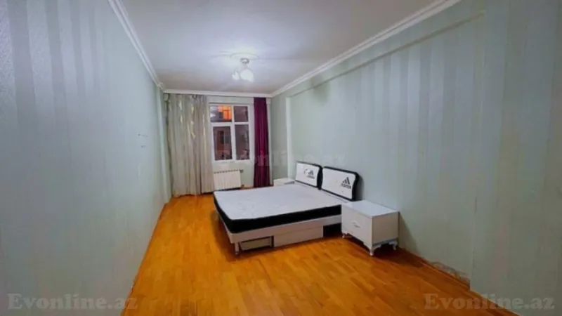 Satılır 3 otaqlı Mənzil Yeni tikili 140 m² 8 Noyabr m. - şəkil 6