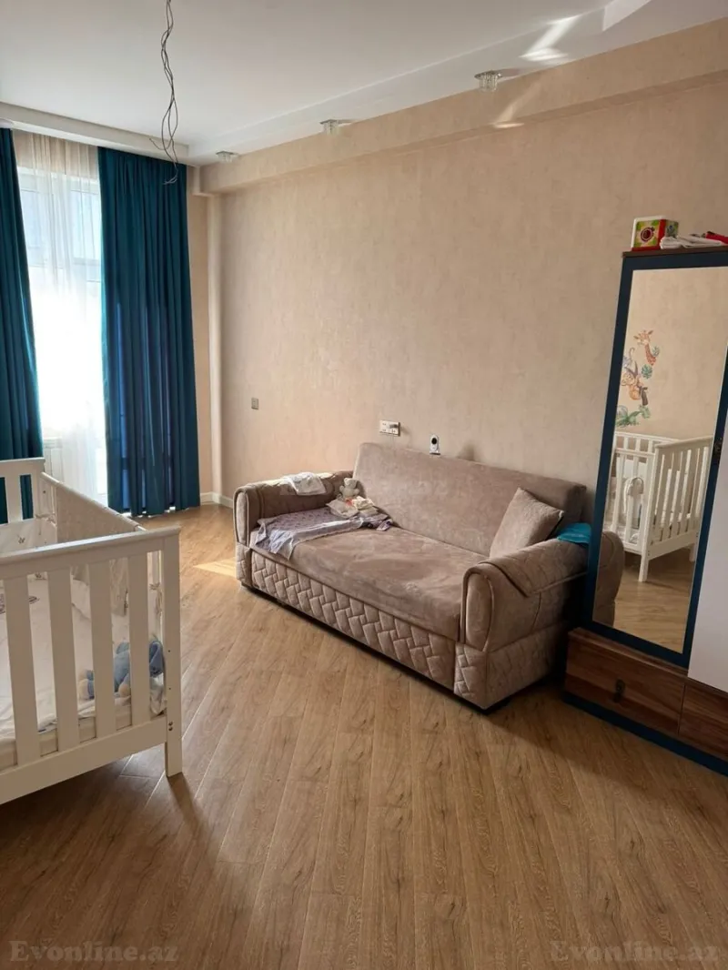 Satılır 4 otaqlı Mənzil Yeni tikili 185 m² 28 May m. - şəkil 9