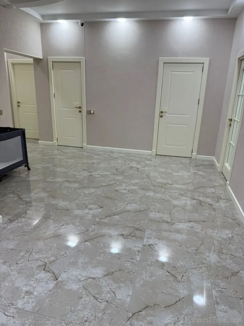 Satılır 4 otaqlı Mənzil Yeni tikili 185 m² 28 May m. - şəkil 10