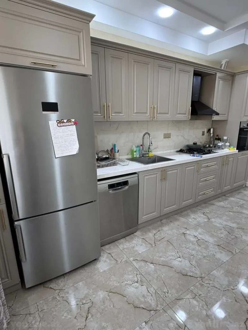 Satılır 4 otaqlı Mənzil Yeni tikili 185 m² 28 May m. - şəkil 15