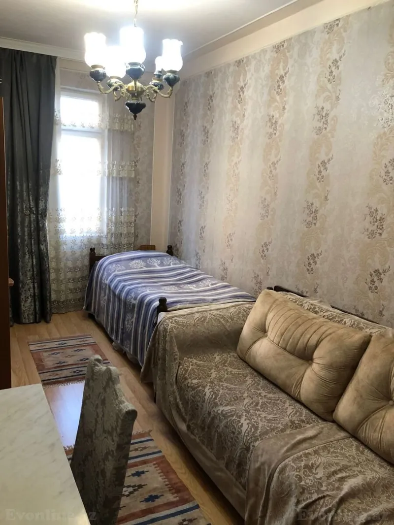 Satılır 3 otaqlı Mənzil Köhnə tikili 75 m² Memar Əcəmi m. - şəkil 3