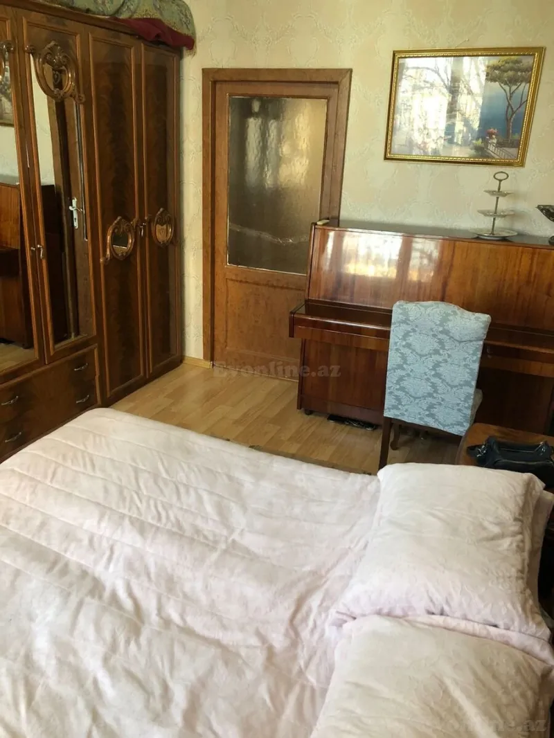 Satılır 3 otaqlı Mənzil Köhnə tikili 75 m² Memar Əcəmi m. - şəkil 6