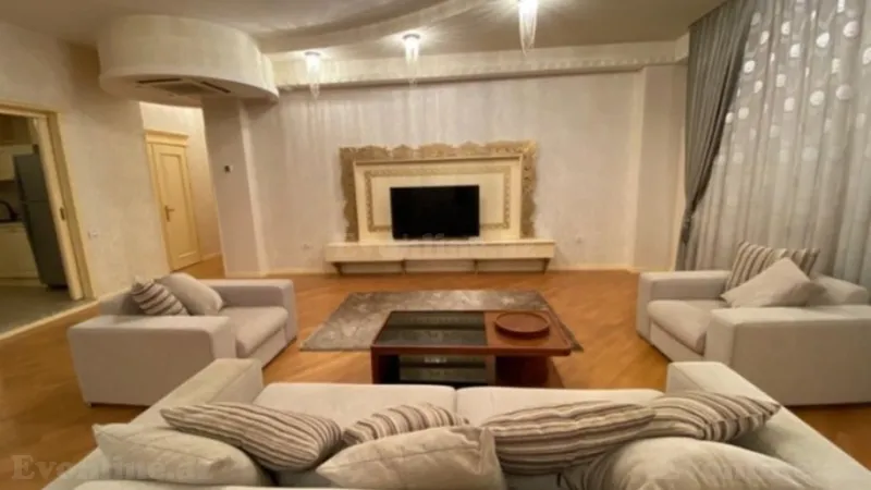 Kirayə verilir 5 otaqlı Mənzil Yeni tikili 200 m² Nizami m. - şəkil 4