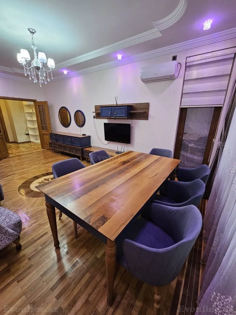 Kirayə verilir 2 otaqlı Mənzil Yeni tikili 95 m² Neftçilər m. - şəkil 5