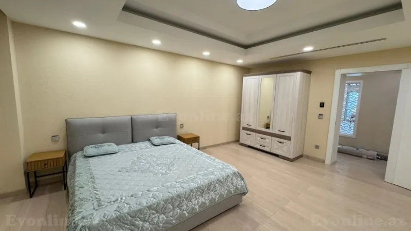 Kirayə verilir 4 otaqlı Mənzil Yeni tikili 352 m² İçərişəhər m. - şəkil 8