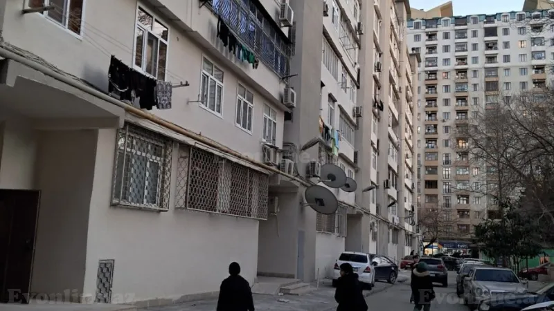 3 otaqlı Mənzil 80 m² Azadlıq prospekti m. Satılır