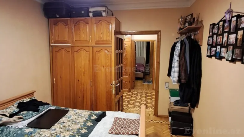 Satılır 3 otaqlı Mənzil Köhnə tikili 80 m² Azadlıq prospekti m. - şəkil 4