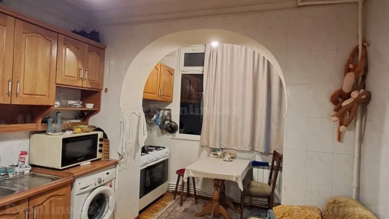 Satılır 3 otaqlı Mənzil Köhnə tikili 80 m² Azadlıq prospekti m. - şəkil 14