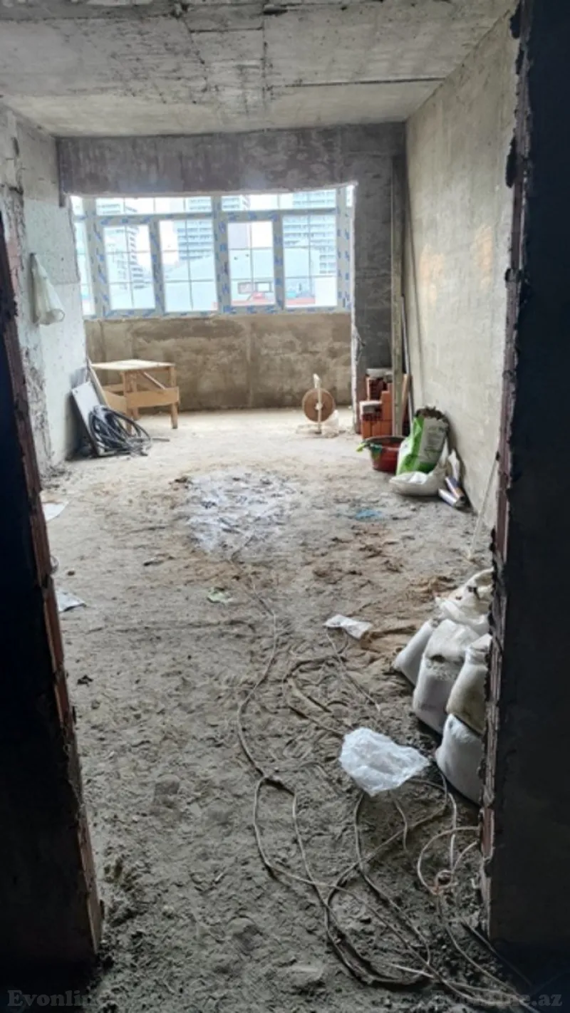 2 otaqlı Mənzil 67.7 m² 8 Noyabr m. Satılır