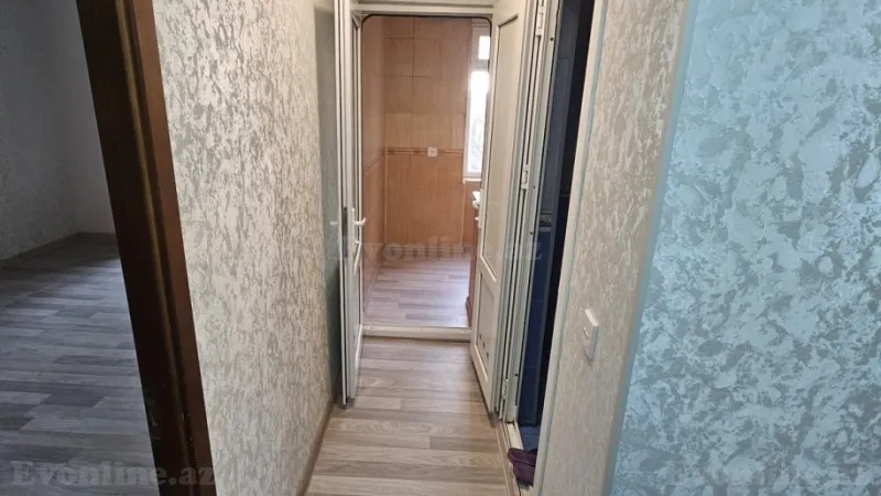 Satılır 2 otaqlı Mənzil Köhnə tikili 50 m² 8-ci kilometr - şəkil 2