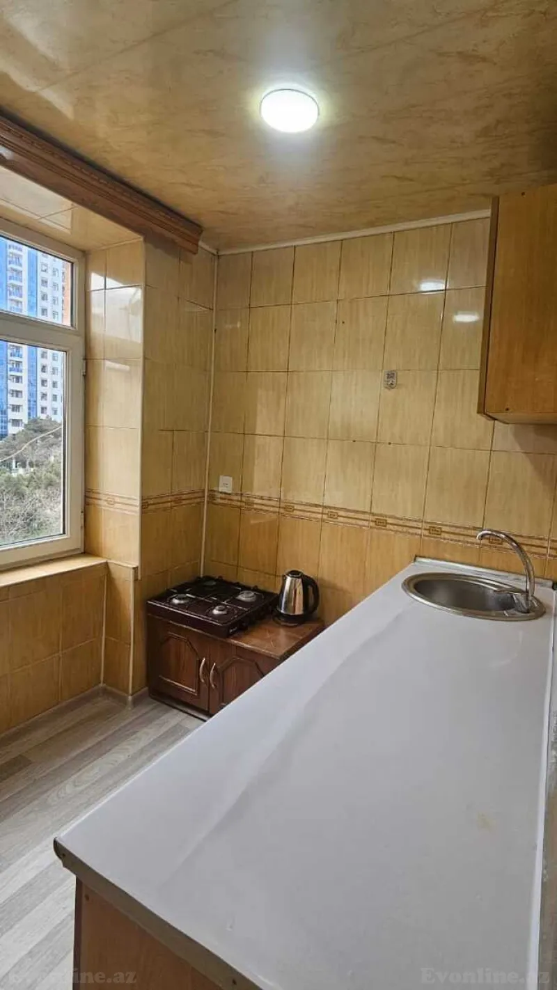 Satılır 2 otaqlı Mənzil Köhnə tikili 50 m² 8-ci kilometr - şəkil 9