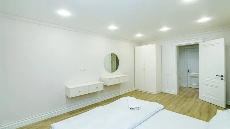 Kirayə verilir 5 otaqlı Mənzil Yeni tikili 250 m² Sahil m. - şəkil 6