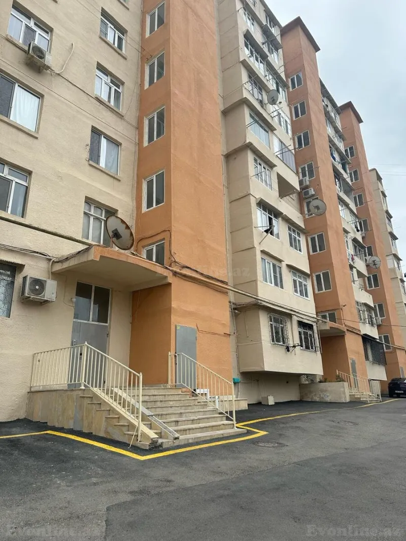 3 otaqlı Mənzil 74 m² Suraxanı r. Satılır