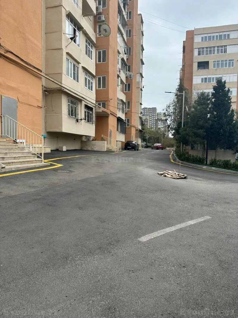 Satılır 3 otaqlı Mənzil Köhnə tikili 74 m² Suraxanı r. - şəkil 3