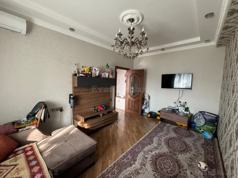 2 otaqlı Mənzil 65 m² Qaraçuxur Satılır