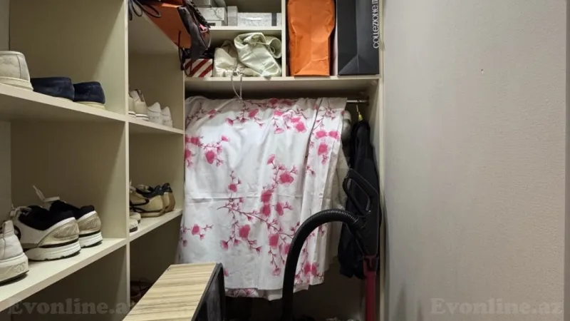 Satılır 4 otaqlı Mənzil Yeni tikili 240 m² Nizami m. - şəkil 20