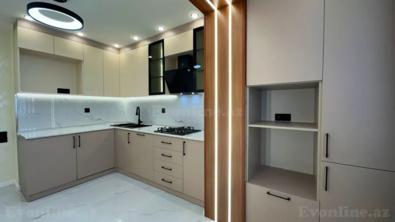 3 otaqlı Mənzil 80 m² Əhmədli m. Satılır