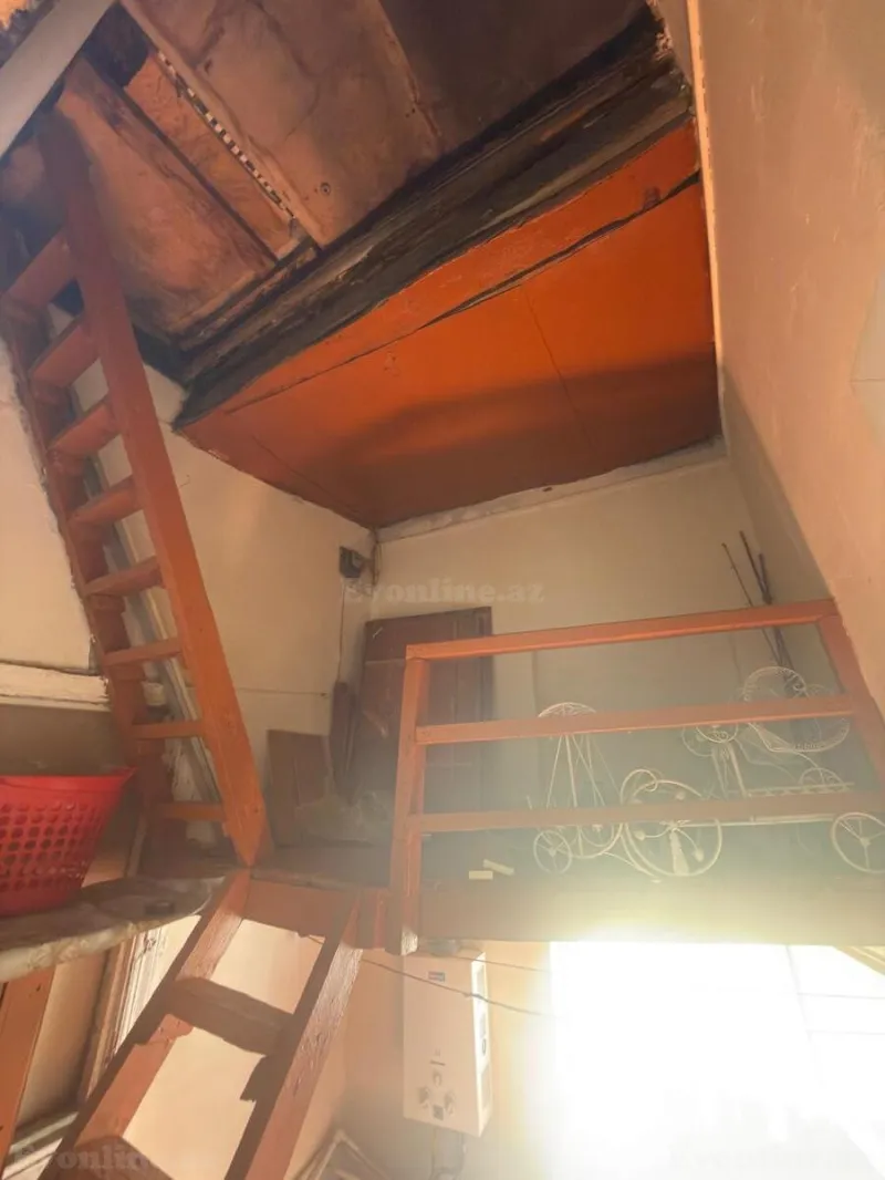 Satılır 3 otaqlı Mənzil Köhnə tikili 80 m² İçərişəhər m. - şəkil 5
