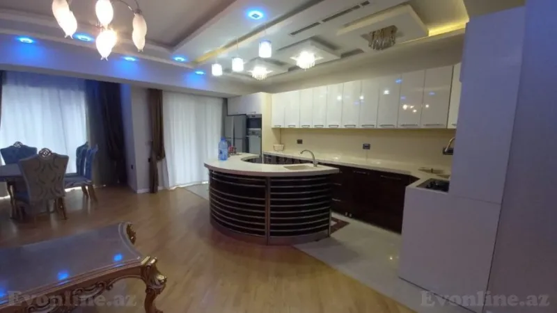 Kirayə verilir 3 otaqlı Mənzil Yeni tikili 150 m² Xətai m. - şəkil 16