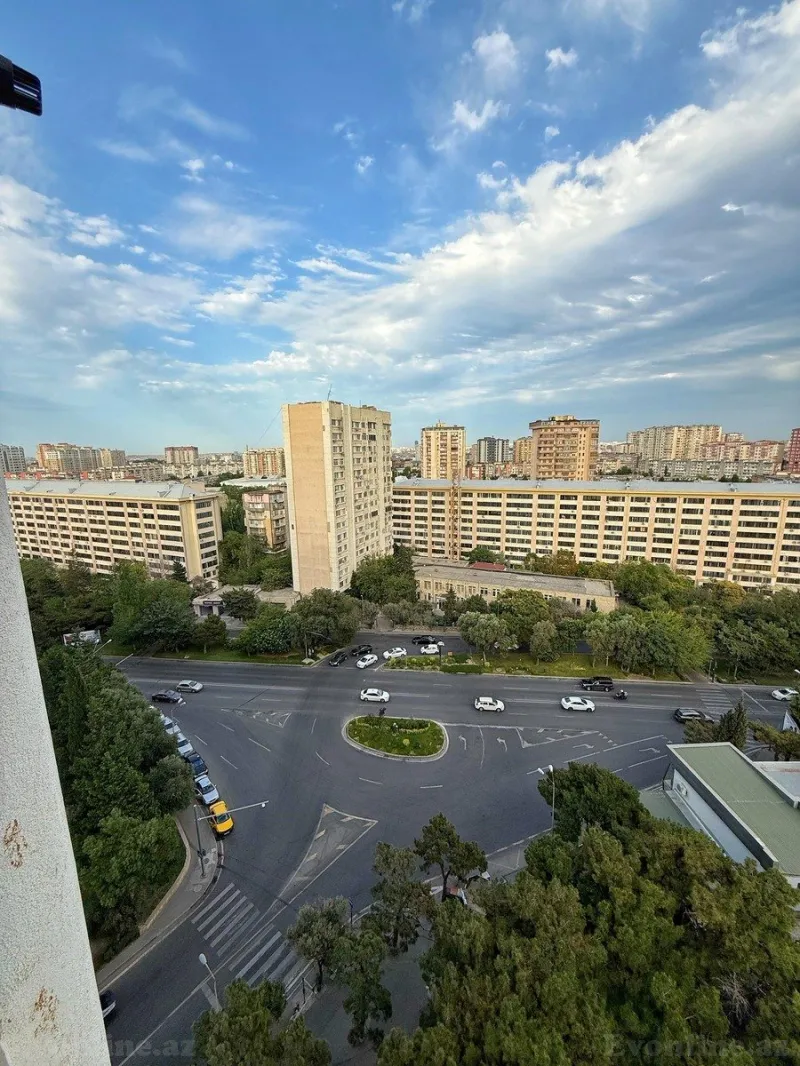 Satılır 4 otaqlı Mənzil Yeni tikili 162 m² Azadlıq prospekti m. - şəkil 2