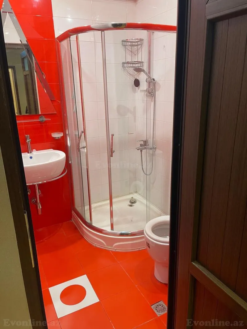 Satılır 3 otaqlı Mənzil Yeni tikili 165 m² 28 May m. - şəkil 7