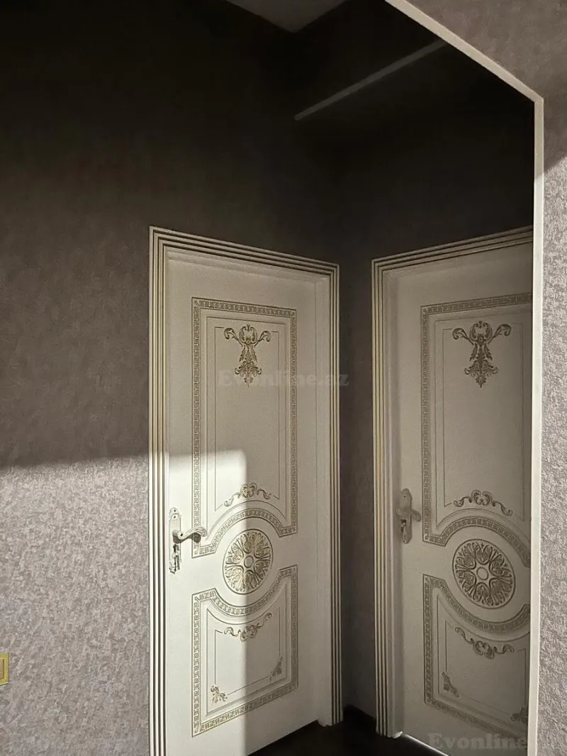 Satılır 4 otaqlı Mənzil Yeni tikili 92 m² Neftçilər m. - şəkil 16