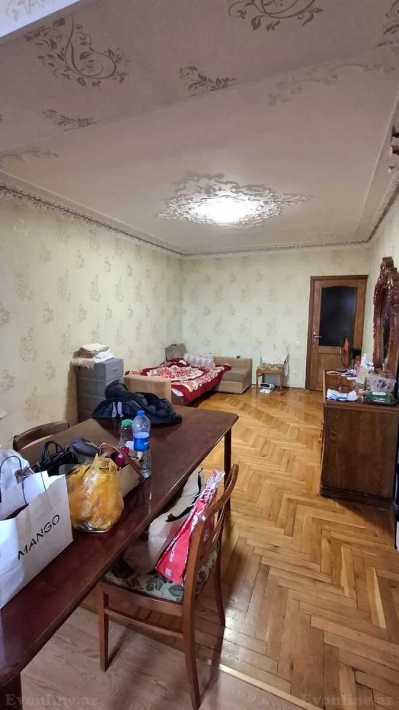 Satılır 2 otaqlı Mənzil Köhnə tikili 68 m² Gənclik m. - şəkil 13