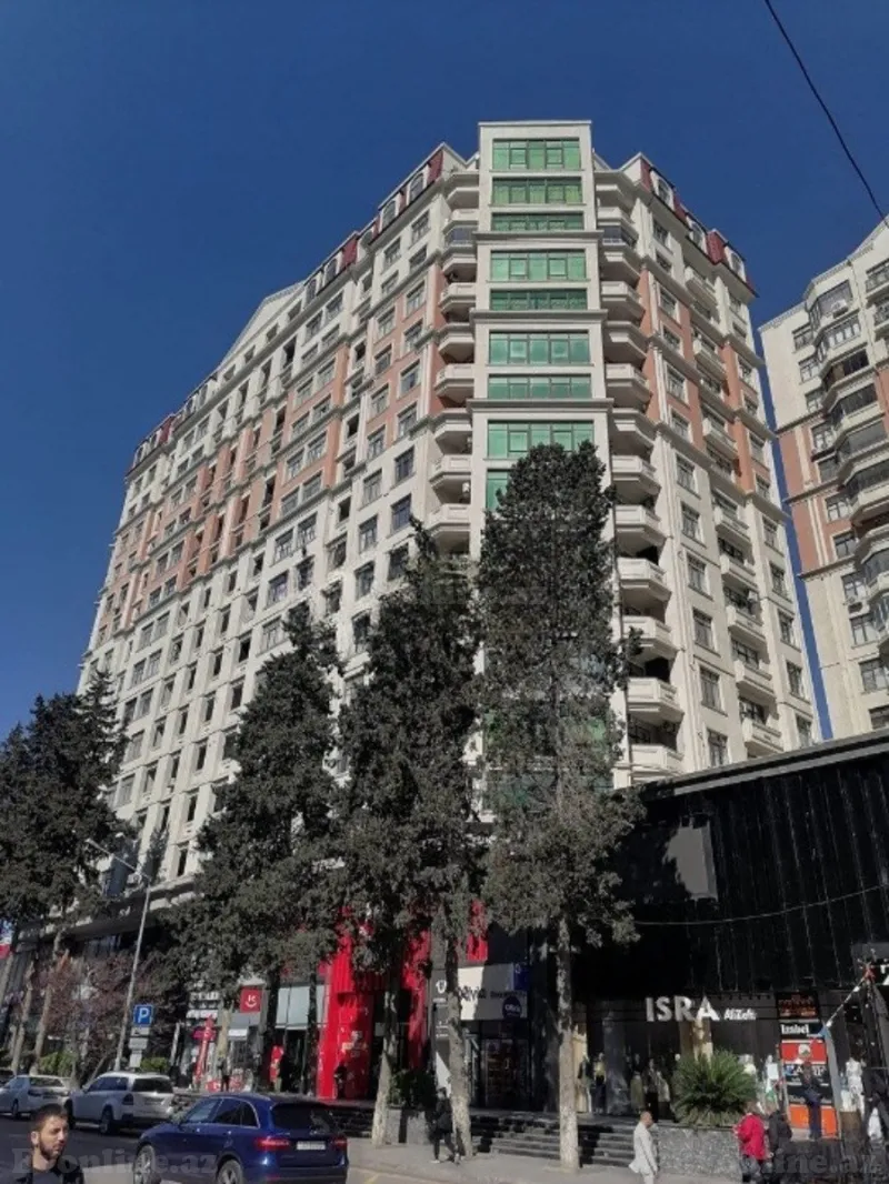 3 otaqlı Mənzil 137 m² Nəriman Nərimanov m. Satılır