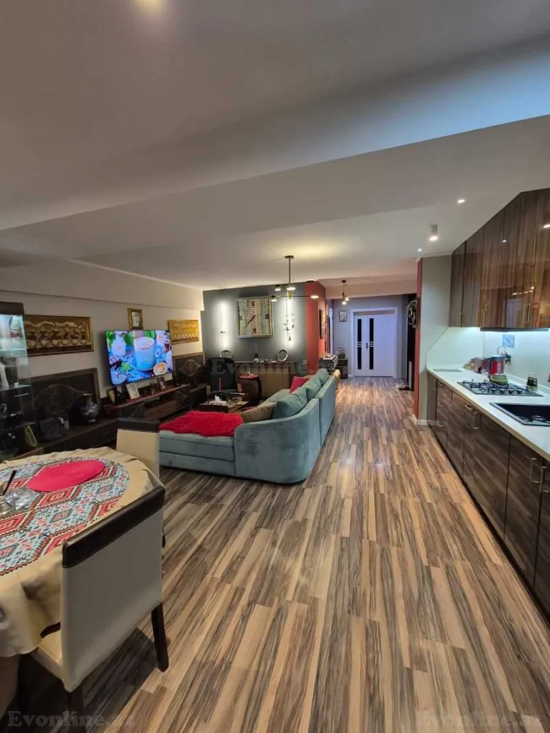 Satılır 2 otaqlı Mənzil Köhnə tikili 75 m² 28 May m. - şəkil 12