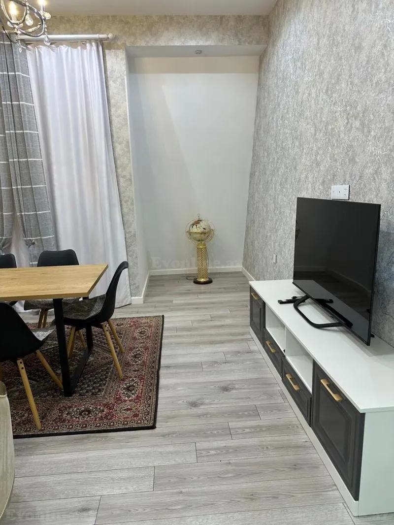 Kirayə verilir 4 otaqlı Mənzil Yeni tikili 142 m² Xətai r. - şəkil 3