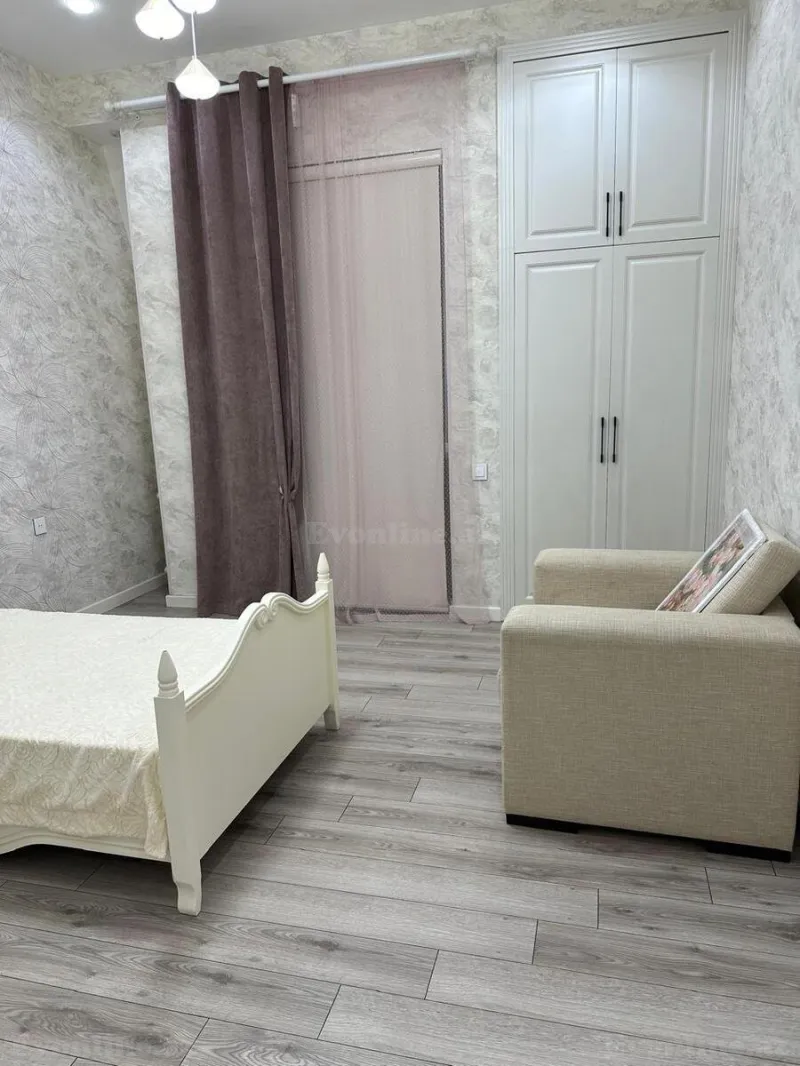 Kirayə verilir 4 otaqlı Mənzil Yeni tikili 142 m² Xətai r. - şəkil 10