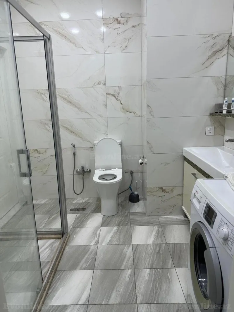 Kirayə verilir 4 otaqlı Mənzil Yeni tikili 142 m² Xətai r. - şəkil 13