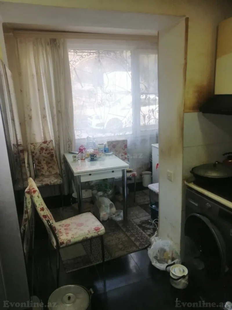 Satılır 3 otaqlı Mənzil Köhnə tikili 74 m² Elmlər Akademiyası m. - şəkil 4