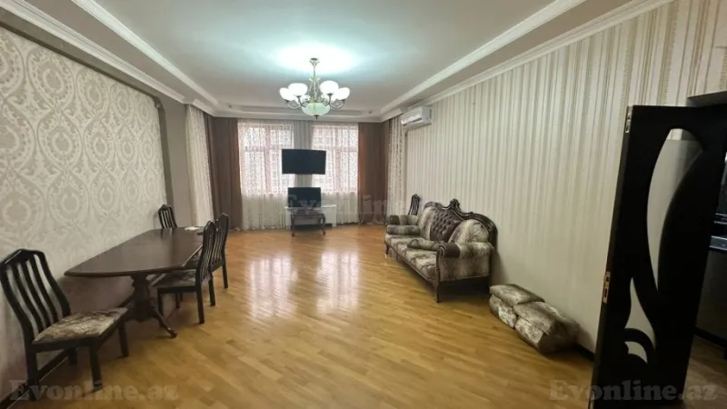 3 otaqlı Mənzil 105 m² Nəriman Nərimanov m. Kirayə verilir