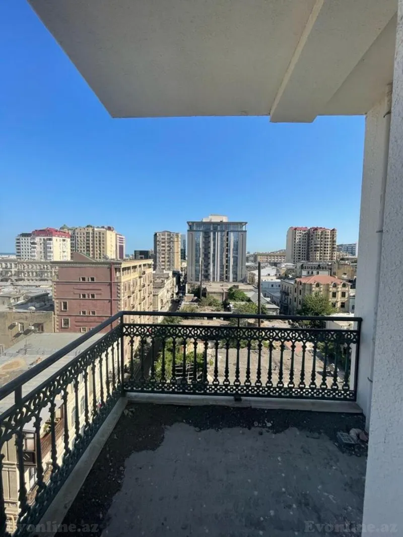 Satılır 4 otaqlı Mənzil Yeni tikili 247 m² Nizami m. - şəkil 2