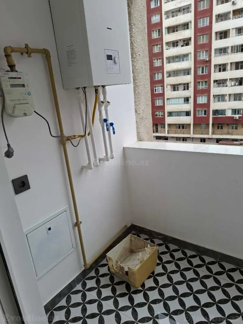 Satılır 3 otaqlı Mənzil Yeni tikili 75 m² Qara Qarayev m. - şəkil 9