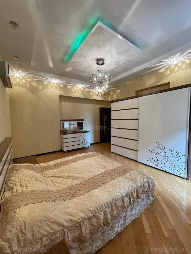 Satılır 4 otaqlı Mənzil Yeni tikili 180 m² 28 May m. - şəkil 13