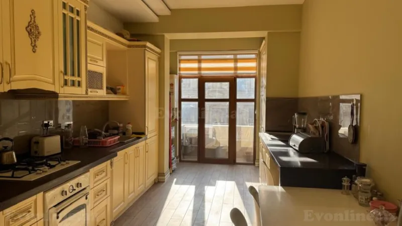 Satılır 4 otaqlı Mənzil Yeni tikili 147 m² Nəriman Nərimanov m. - şəkil 14