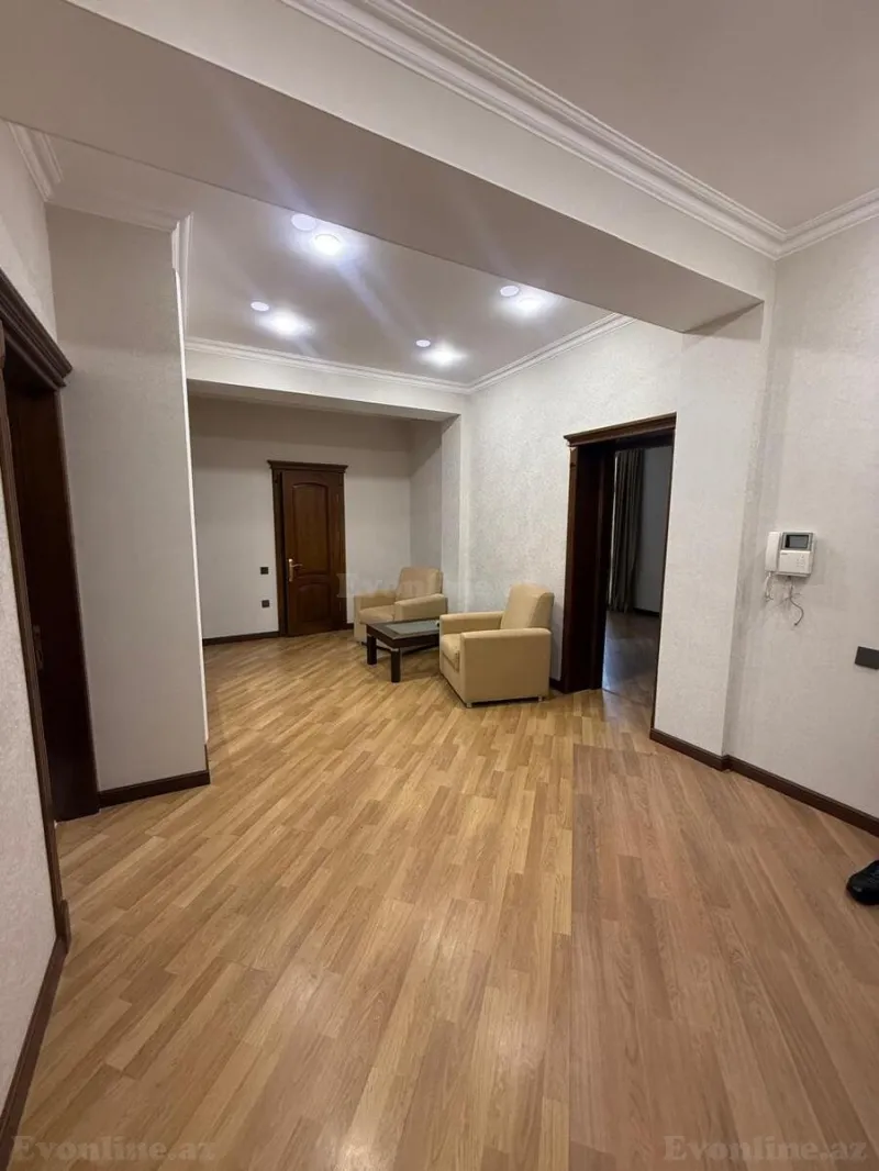 Kirayə verilir 3 otaqlı Mənzil Yeni tikili 128 m² Nəriman Nərimanov m. - şəkil 12