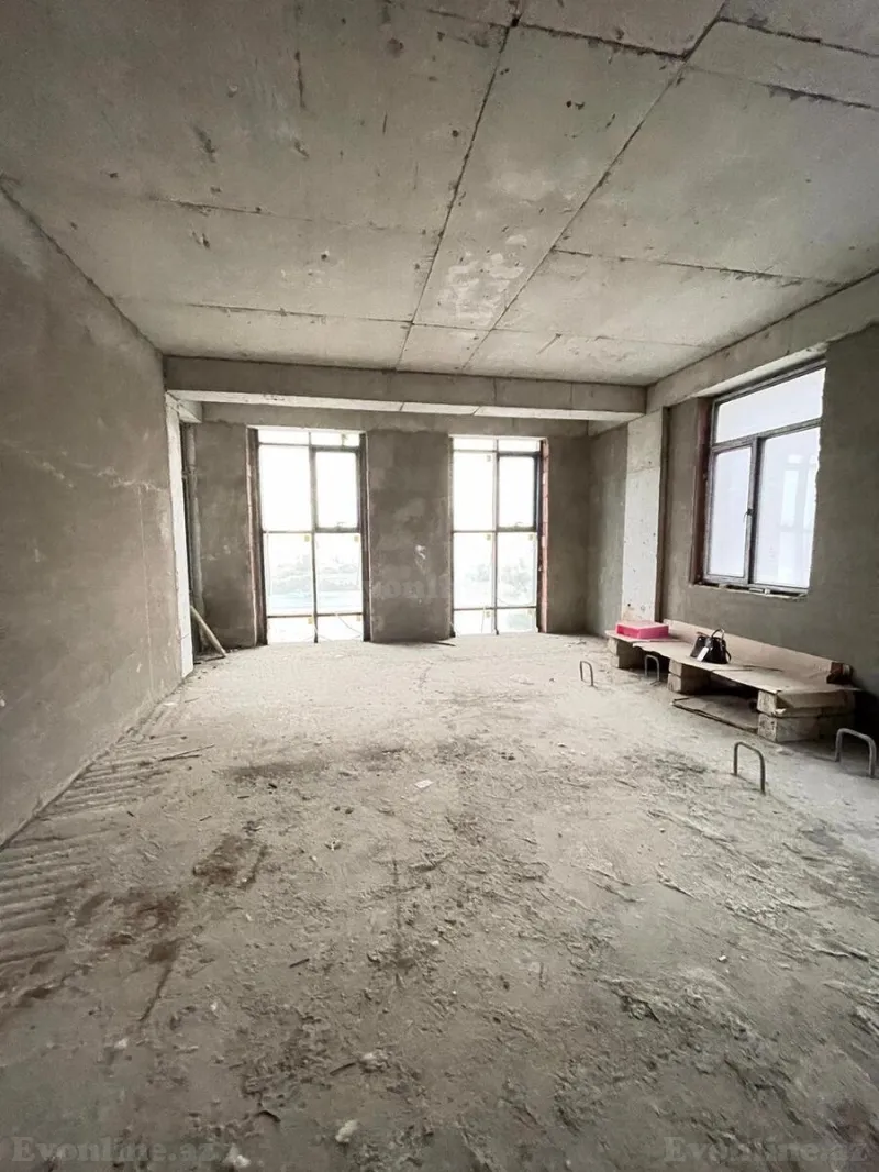 Satılır 4 otaqlı Mənzil Yeni tikili 209 m² Nəsimi r. - şəkil 8