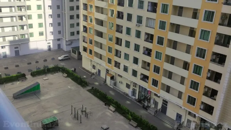 Bakı, Nəsimi r.da 3 otaqlı mənzil kirayə verilir