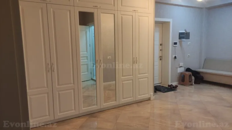 Kirayə verilir 3 otaqlı Mənzil Yeni tikili 130 m² Nəsimi r. - şəkil 9