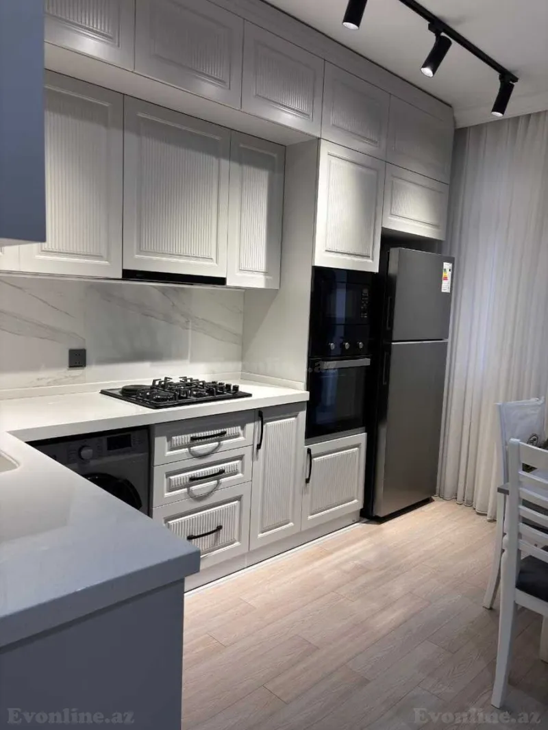 Kirayə verilir 2 otaqlı Mənzil Yeni tikili 100 m² Neftçilər m. - şəkil 8