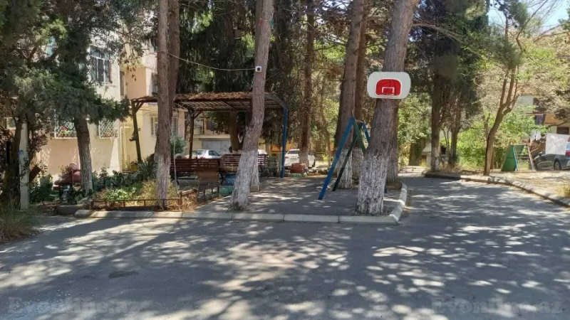 Satılır 3 otaqlı Mənzil Köhnə tikili 75 m² 4-cü mikrorayon - şəkil 2