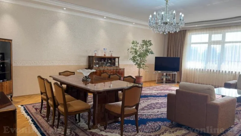 Kirayə verilir 4 otaqlı Mənzil Yeni tikili 200 m² Nizami m. - şəkil 3