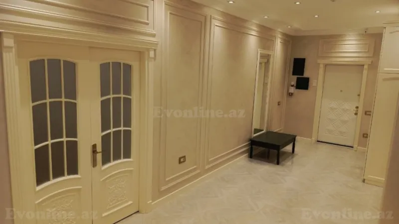 Kirayə verilir 3 otaqlı Mənzil Yeni tikili 170 m² Nərimanov r. - şəkil 5