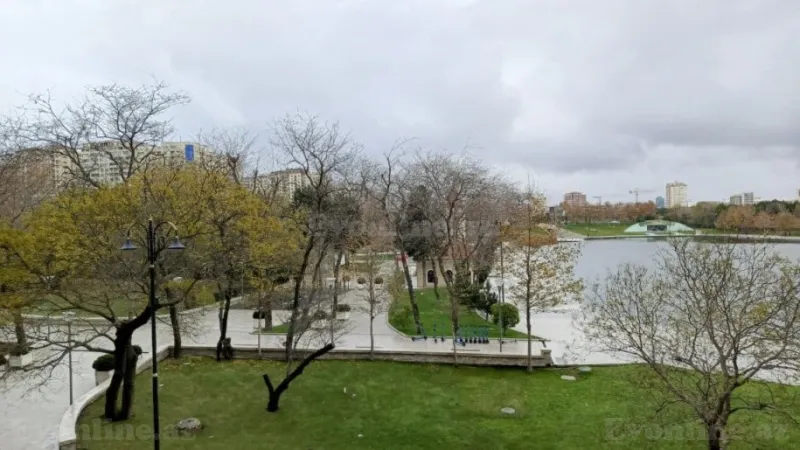 Kirayə verilir 3 otaqlı Mənzil Yeni tikili 170 m² Nərimanov r. - şəkil 6