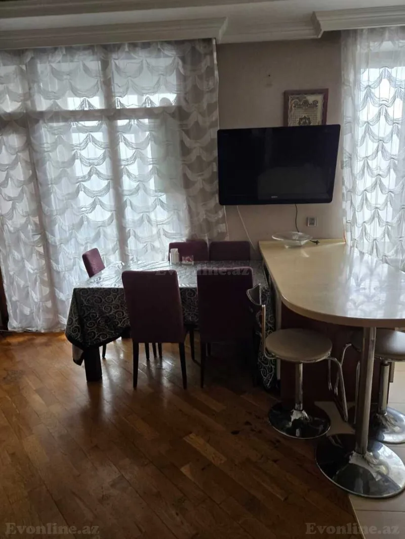 Kirayə verilir 2 otaqlı Mənzil Köhnə tikili 52 m² Nəsimi r. - şəkil 3