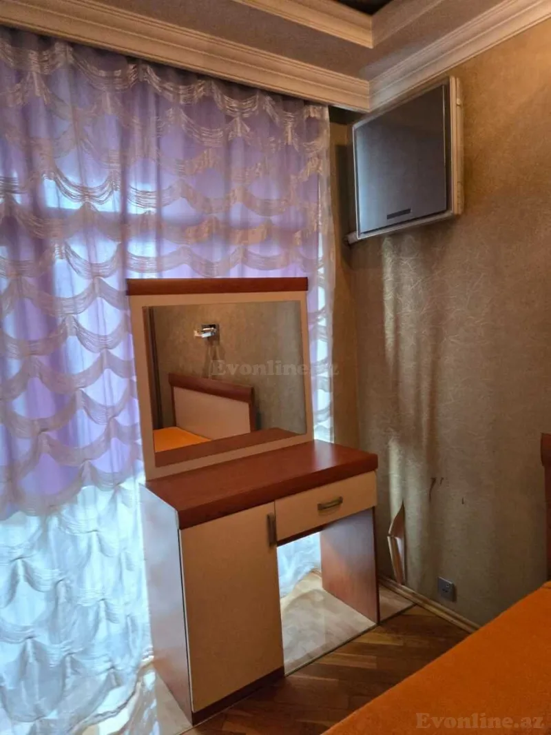 Kirayə verilir 2 otaqlı Mənzil Köhnə tikili 52 m² Nəsimi r. - şəkil 12